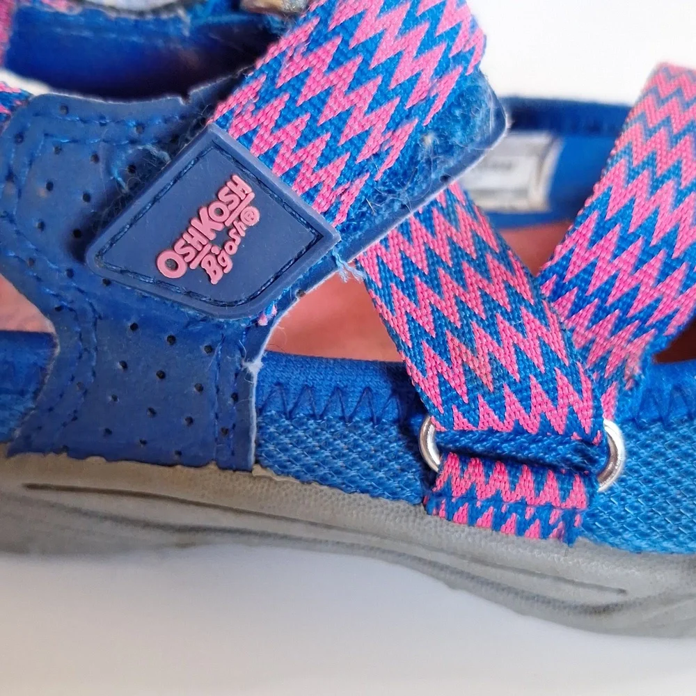 Oshkosh Strappy Slip-On Toddler Size 10